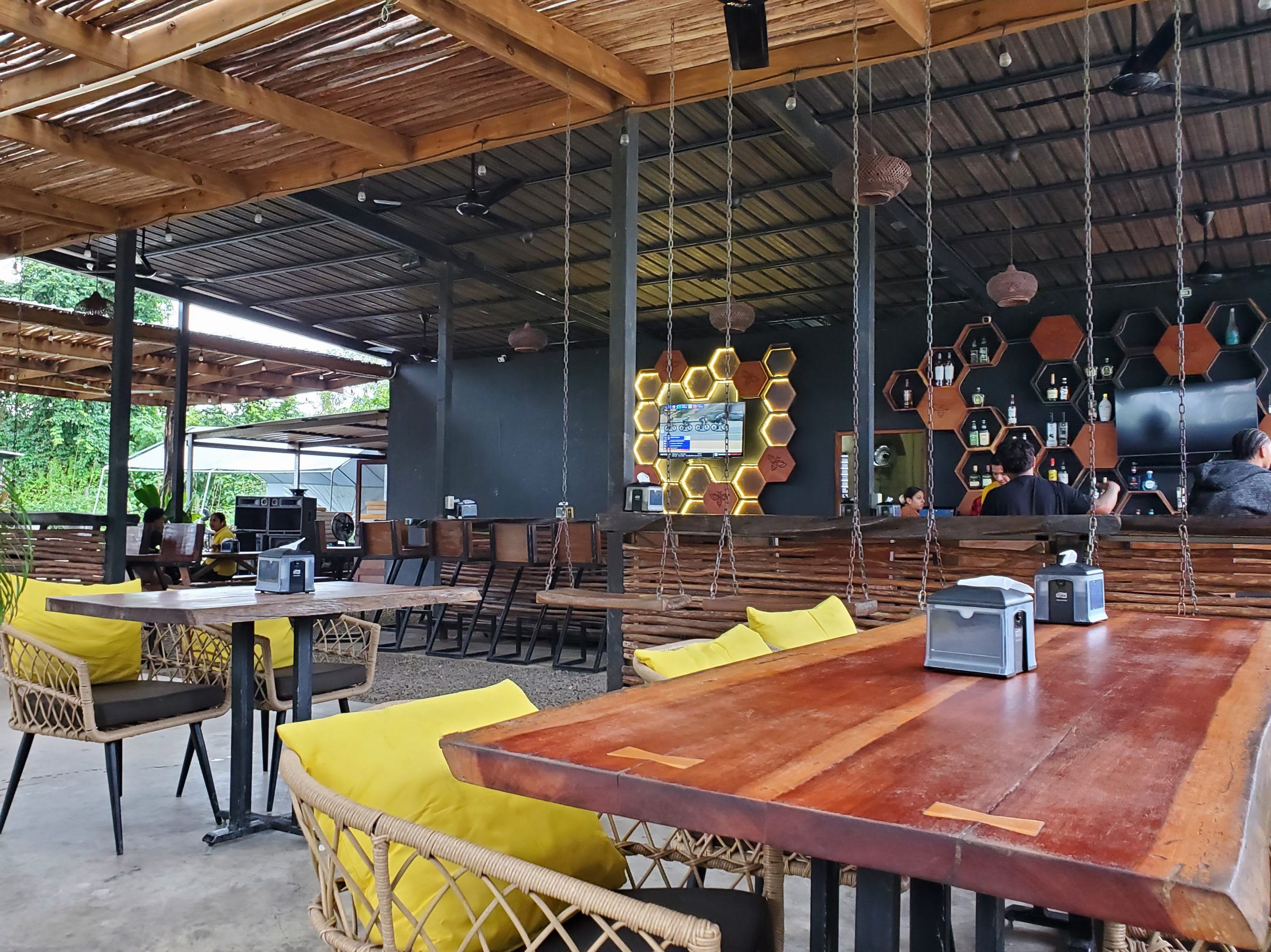 The Hive Lounge